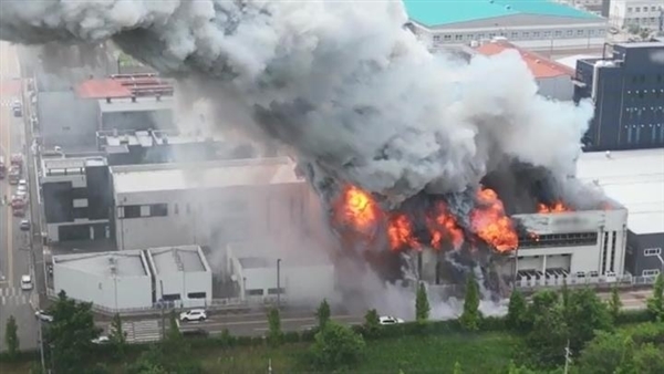 韩国一锂电池厂发生火灾：已造成约20人死亡