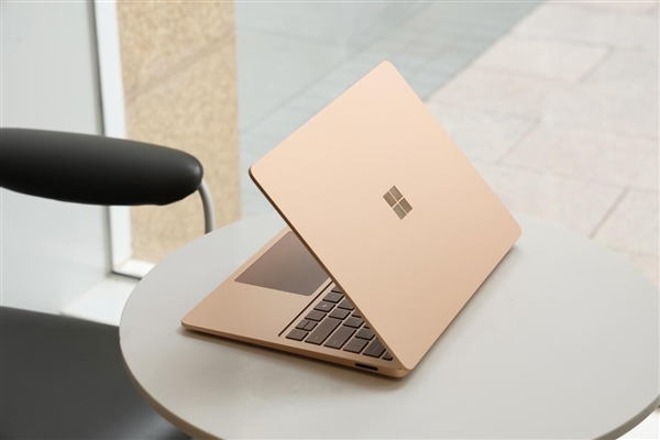 Arm PC教科书！高通骁龙版Surface Laptop 7上手