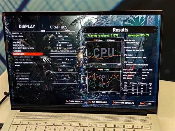 AI提升1843%!酷睿Ultra 200V系列正式发布:史上最快单核、功耗骤降50%