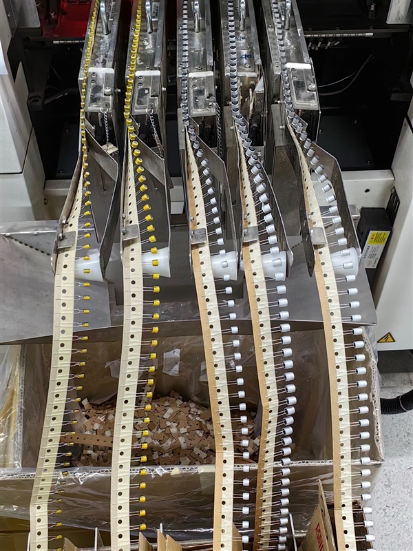 微星主板工厂行：除了生产线 我还看到了巨型仓库、尖端实验室