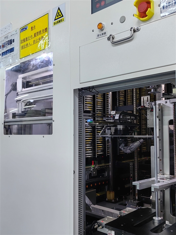 微星主板工厂行：除了生产线 我还看到了巨型仓库、尖端实验室