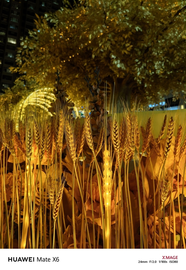 强得飞起!华为Mate X6折叠屏上手