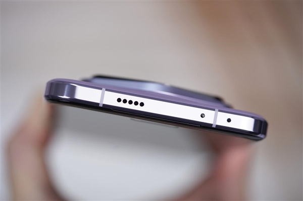 100倍变焦超远摄之王！荣耀Magic7 RSR保时捷设计图赏