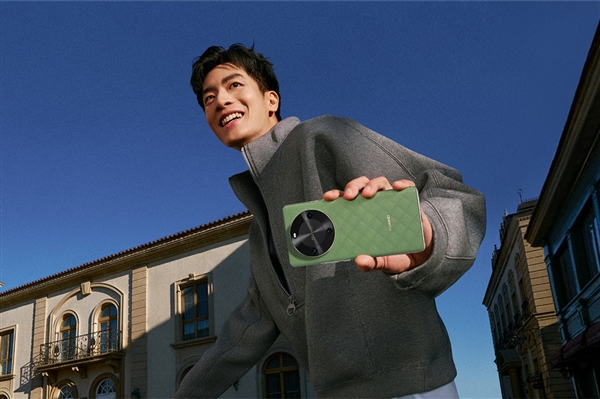 7.98mm机身塞进6100mAh电池 华为畅享70X发布：1799元起