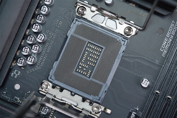 支持显卡快拆！微星B860M MORTAR WIFI主板图赏