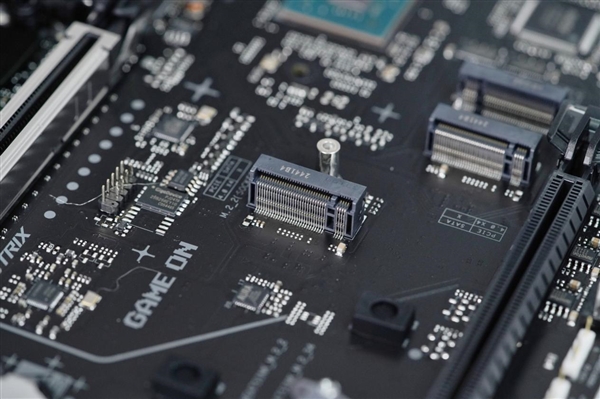 Intel新一代主流座驾！华硕ROG STRIX B860-F GAMING WIFI主板图赏