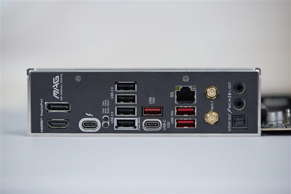 支持显卡快拆！微星B860M MORTAR WIFI主板图赏