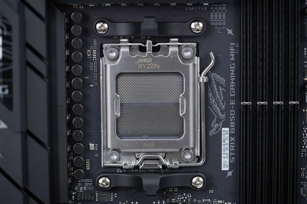 AMD新座驾！华硕ROG STRIX B850-E GAMING WIFI主板图赏