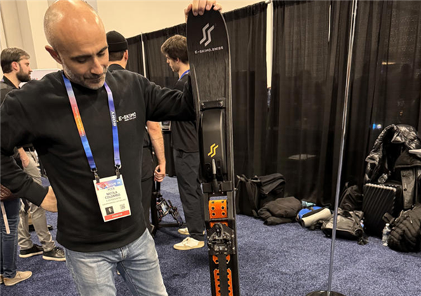 电动盐勺、无弦吉他 2025年CES又出了哪些奇思妙想