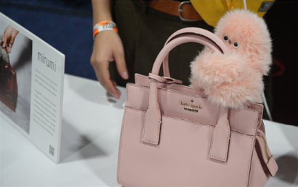 电动盐勺、无弦吉他 2025年CES又出了哪些奇思妙想