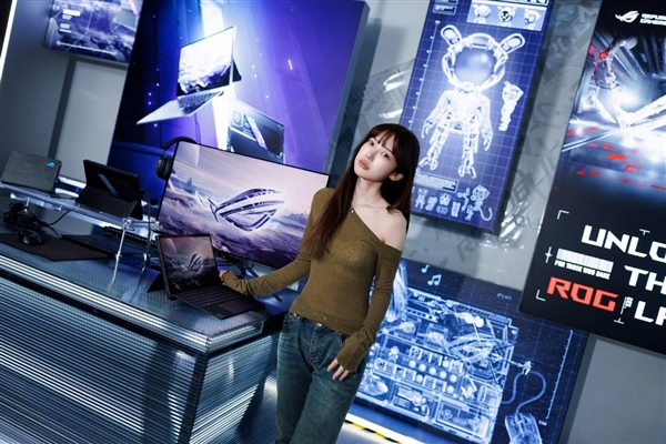 30秒免工具快拆、超视屏幕！ROG笔记本展示真创新