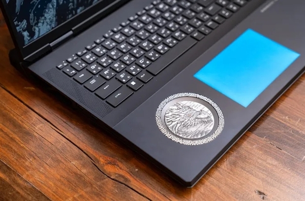 卷轴屏领衔：盘一盘CES 2025上那些够酷的笔记本