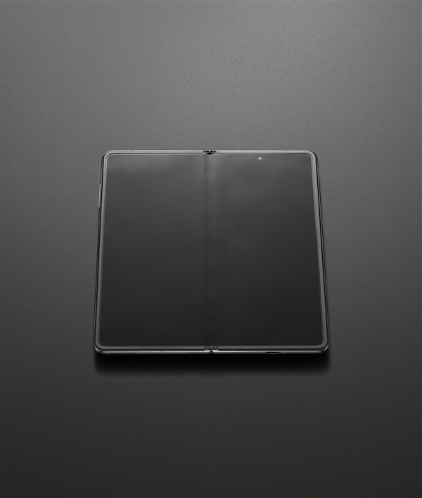 平整得不像折叠屏！刘作虎秀出OPPO Find N5：你永远可以相信OPPO