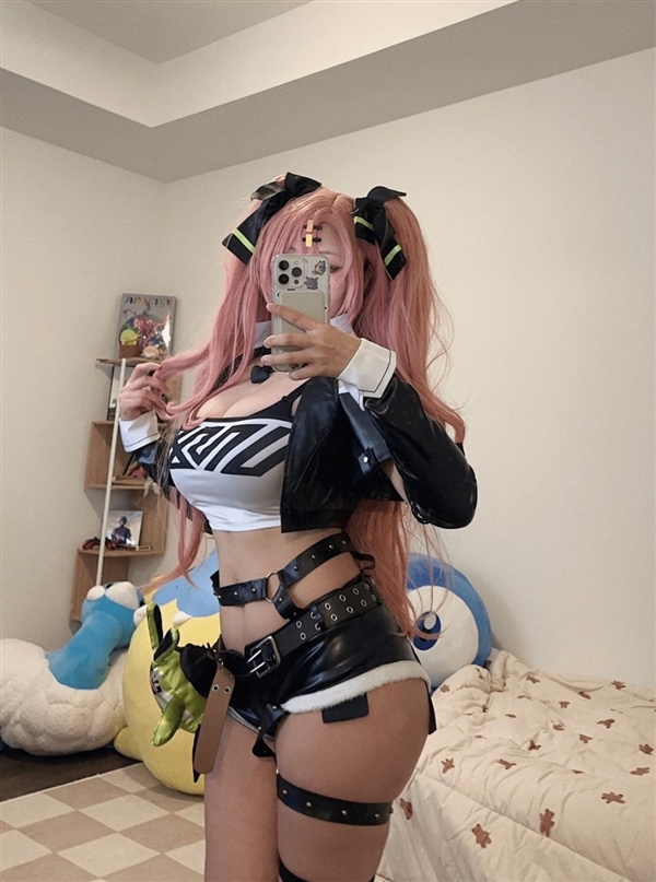 韩国美女主播Cos不知火舞休闲装：还原度相当高