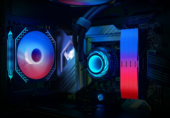 雷克沙推出战神之刃二代DDR5-6800内存：海力士A-die颗粒