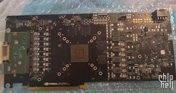 RTX 4090工程卡首次公开：残暴四个16针接口 供电2400W！