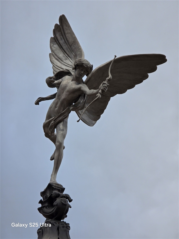 真正的安卓机皇只有一款！三星Galaxy S25 Ultra上手