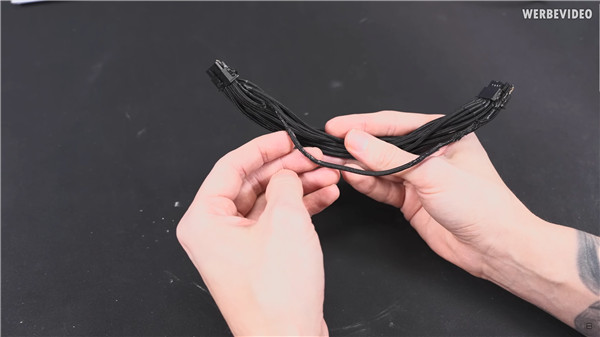 号称绝对安全！RTX 5090 FE电源线最热达151℃