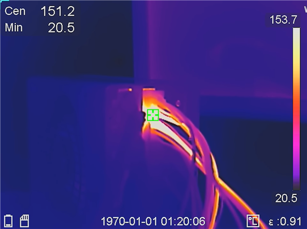 号称绝对安全！RTX 5090 FE电源线最热达151℃