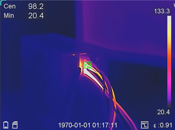 号称绝对安全！RTX 5090 FE电源线最热达151℃