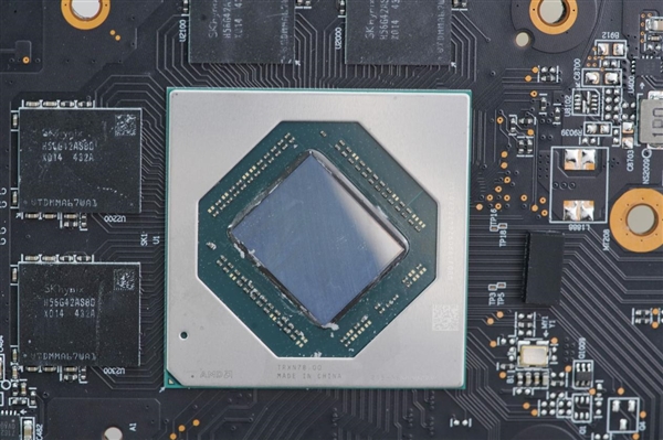 迎战RTX 5060！AMD RX 7650 GRE显卡图赏