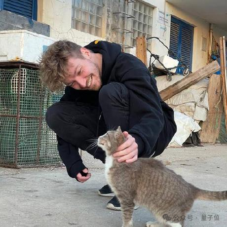 AI三小时做个小游戏：9天赚了12万！