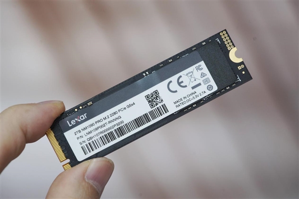 狂飙14000MB/s！雷克沙NM1090 PRO固态硬盘图赏