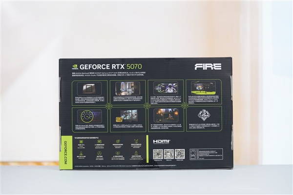 三折大扇叶！影驰RTX 5070 FIRE显卡图赏