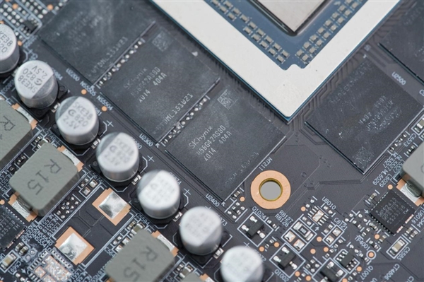 性价比装机利器！蓝宝石RX 9070显卡图赏