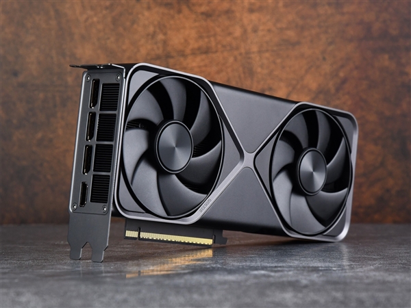 英伟达RTX 5070 12GB FE显卡上手:2K 200帧 起飞了