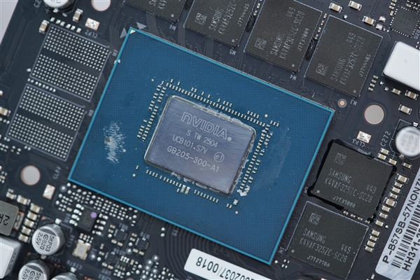 4K游戏新门槛 耕升RTX 5070踏雪OC显卡图赏