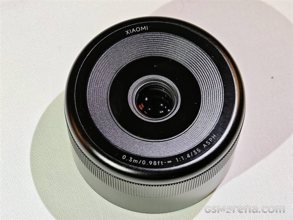 外折笔记本、手机外接镜头 这届MWC 2025花活真不少