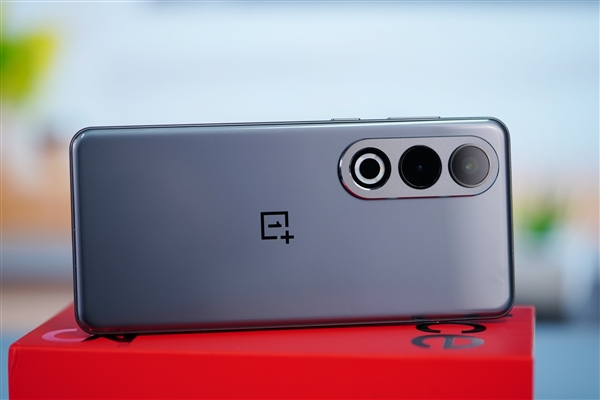 新一代电量怪兽！一加Ace 5S有望搭载7500mAh电池