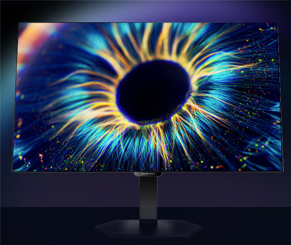 雷神推出新款32寸显示器：4K 240Hz屏到手8999元