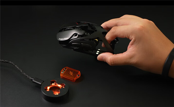 1.2s满电！怒喵首款鼠标Infinity Mouse发布：热插拔磁吸电池