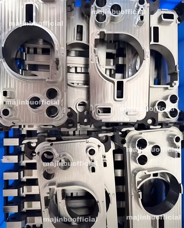 iPhone 17 Pro Max工业设计致敬小米：小米11 Ultra含金量还在上升中