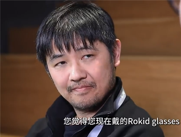 灵伴科技创始人跟王坚院士打赌：AR眼镜哪年会取代手机 