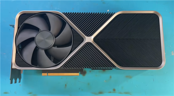 7000元买了块二手RTX 4090！GPU、显存统统不见了