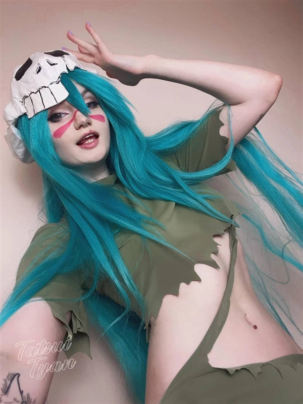 乌克兰美女Cos美图：完美还原艾达王、2B等美女角色