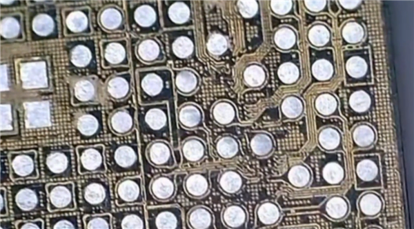 华为Pura X搭载全新麒麟CPU 首次集成内存！高通都做不到