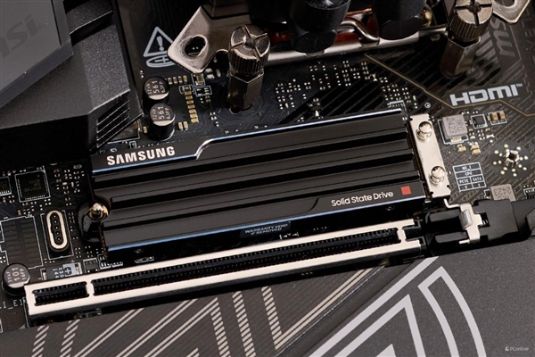 三星9100 PRO PCIe 5.0 NVMe M.2上手：PCIe 5.0时代的性能巅峰