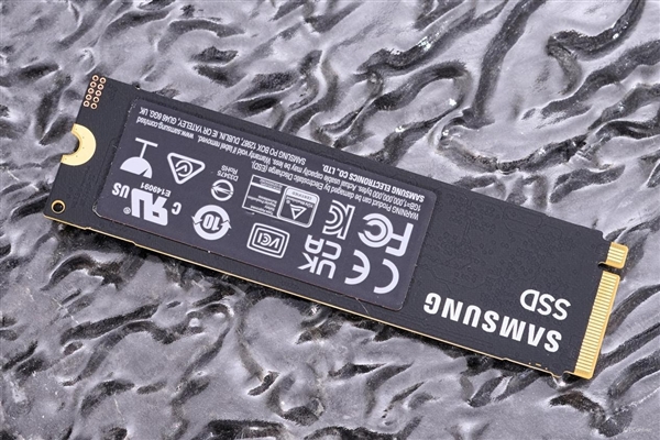 三星9100 PRO PCIe 5.0 NVMe M.2上手：PCIe 5.0时代的性能巅峰