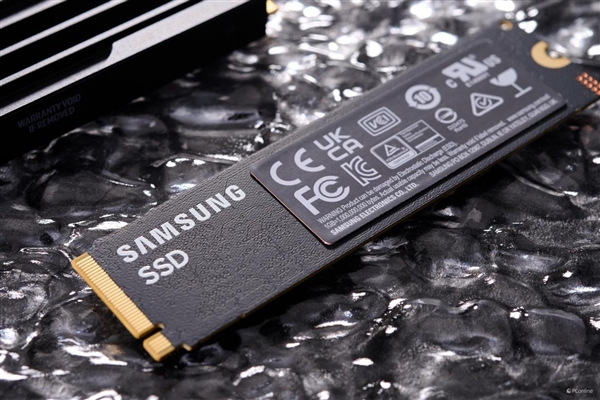 三星9100 PRO PCIe 5.0 NVMe M.2上手：PCIe 5.0时代的性能巅峰