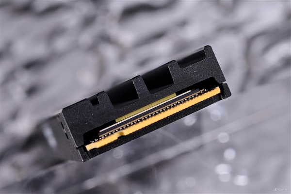 三星9100 PRO PCIe 5.0 NVMe M.2上手：PCIe 5.0时代的性能巅峰