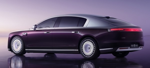 华为2024年年报解析 揭开8621亿销售收入背后的故事