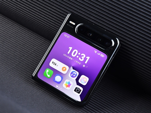 华为Pura X上手：跟纯血鸿蒙简直是绝配