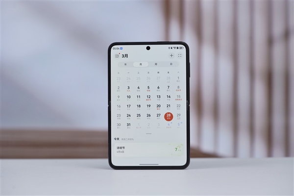 全球首款阔折叠手机！华为Pura X图赏