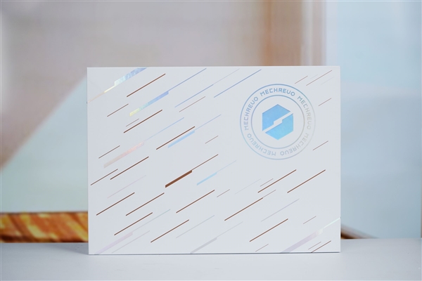 RTX 5090降临！机械革命耀世16 Ultra图赏