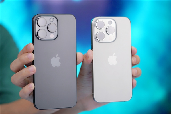 不怕涨价！美商务部长放话：百万美国人将拧螺丝造iPhone  