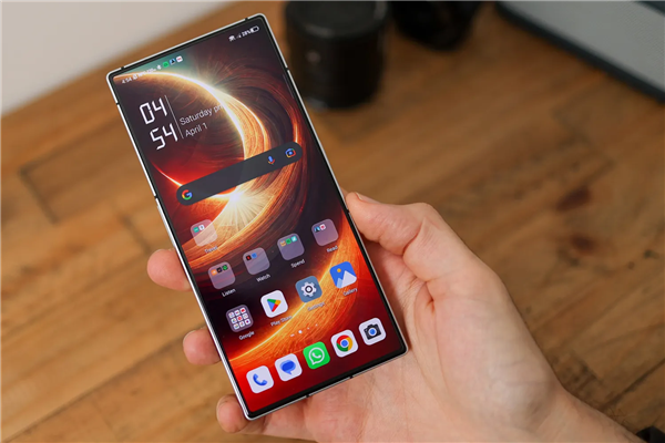 超薄赛道战火重燃！红魔史上最轻薄全面屏旗舰官宣